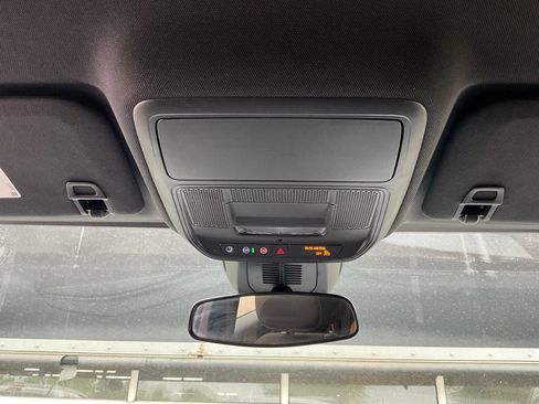 Used 2025 Chevrolet Equinox LT image 15