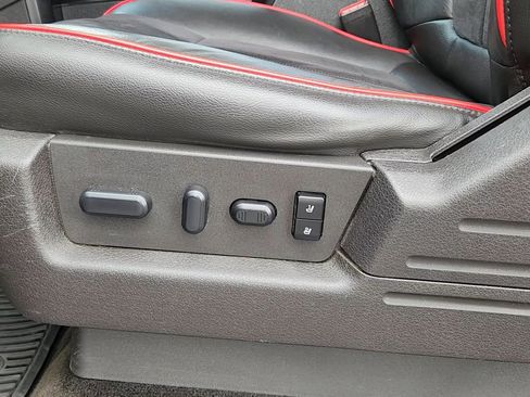 Used 2014 Ford F150 FX4 w/ Equipment Group 402A Luxury AWD/4WD image 8