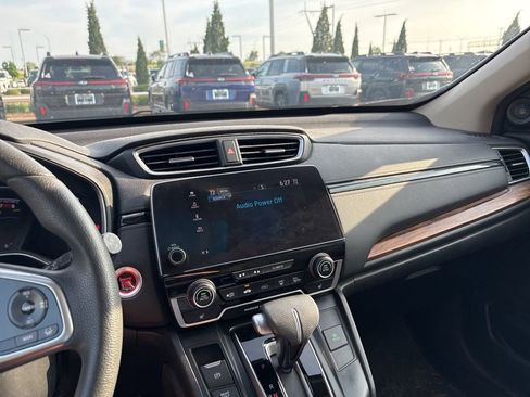 Used 2018 Honda CR-V EX image 3