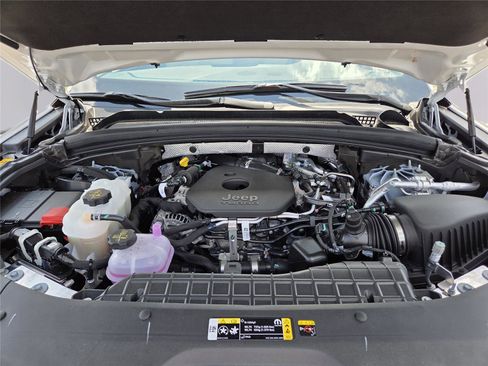 New 2026 Jeep Grand Cherokee Limited image 31