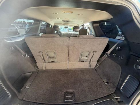 Used 2020 Dodge Durango SXT w/ 3rd Row Seating Group RWD image 11