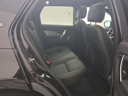 New 2025 Land Rover Discovery Sport Dynamic SE image 33