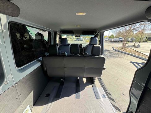 Used 2023 Mercedes-Benz Sprinter 2500 image 29