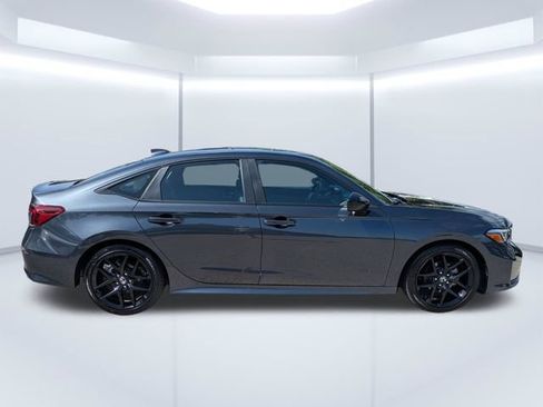 Used 2025 Honda Civic Sport image 3