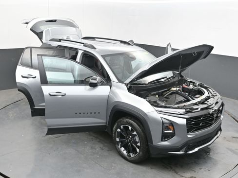 New 2026 Chevrolet Equinox RS w/ Safety and Technology Package FWD image 40