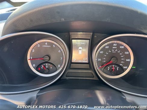 Used 2014 Hyundai Santa Fe Sport image 27
