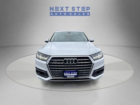 Used 2018 Audi Q7 3.0T Prestige image 2