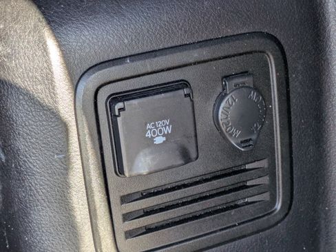 Used 2020 Toyota 4Runner Limited image 14