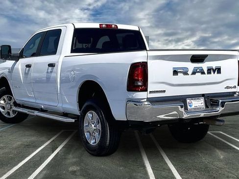 Used 2026 RAM 2500 Big Horn AWD/4WD image 10