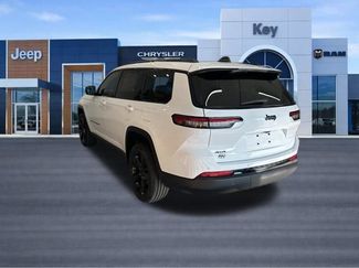 New 2025 Jeep Grand Cherokee L Altitude AWD/4WD video 3