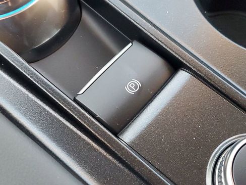 New 2026 Ford Explorer Active image 22