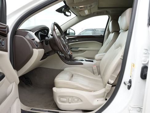 Used 2015 Cadillac SRX Luxury w/ Driver Awareness Package AWD/4WD image 17