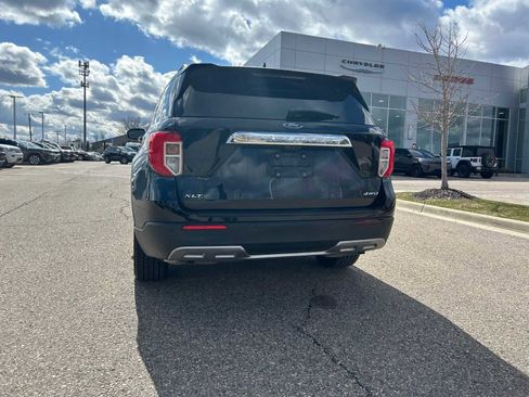 Used 2021 Ford Explorer XLT w/ Equipment Group 202A image 23