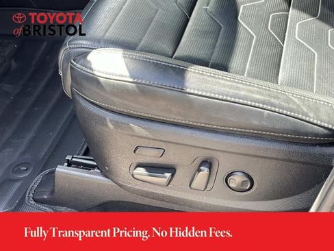 Used 2022 Kia Telluride SX w/ SX Prestige Package AWD/4WD image 29