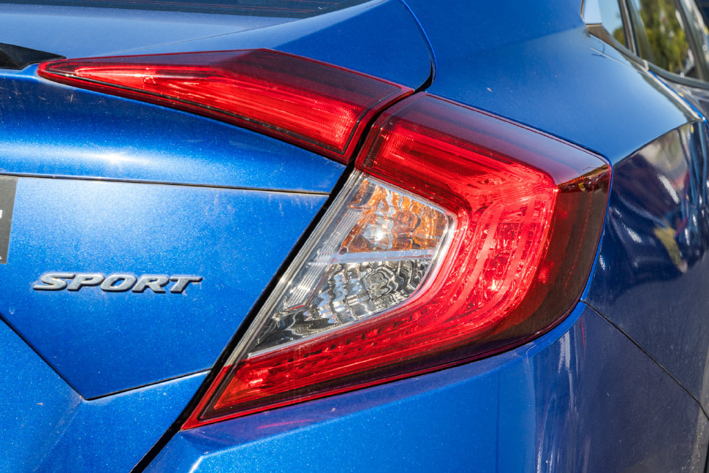 Used 2019 Honda Civic Sport image 6