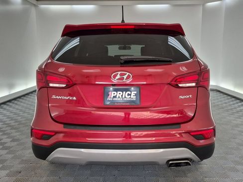 Used 2018 Hyundai Santa Fe Sport FWD image 7