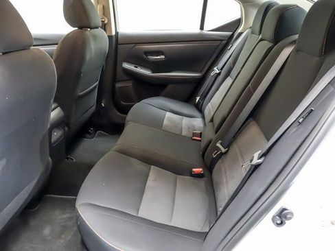 Used 2025 Nissan Sentra SR image 10