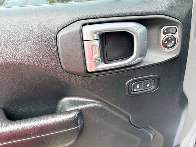 Used 2021 Jeep Gladiator Sport AWD/4WD image 13
