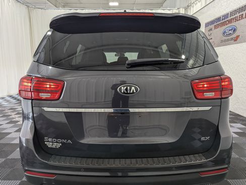 Used 2020 Kia Sedona EX image 9