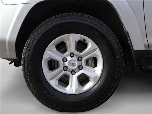 Certified 2024 Toyota 4Runner SR5 AWD/4WD image 30