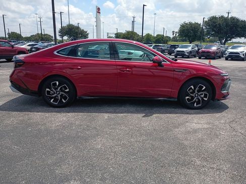 Used 2025 Hyundai Sonata SEL FWD image 5