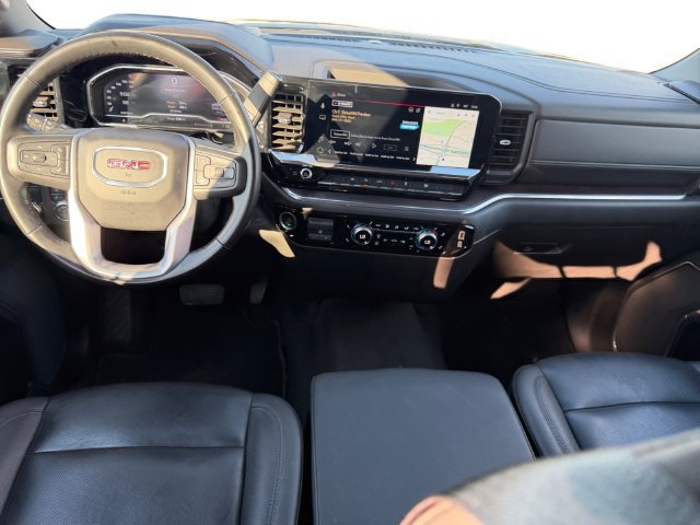 Used 2025 GMC Sierra 1500 SLT RWD image 10