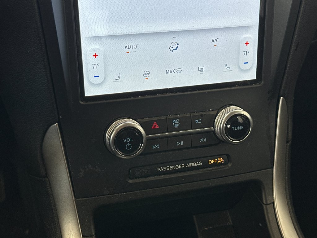 Used 2022 Ford Edge SEL AWD/4WD image 18