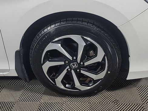 Certified 2017 Honda Accord EX image 3