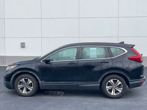 Used 2017 Honda CR-V LX image 2