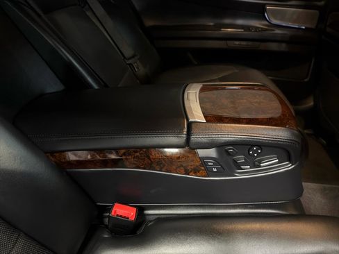 Used 2013 BMW 760Li image 26