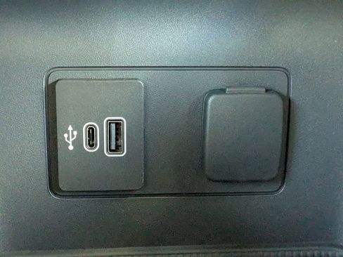 New 2026 Ford Explorer Active w/ Active Comfort Package image 26