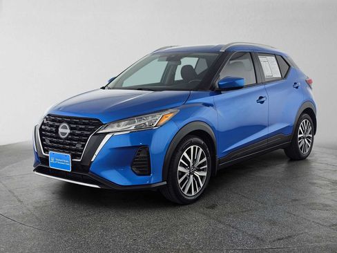 Used 2023 Nissan Kicks SV FWD image 7