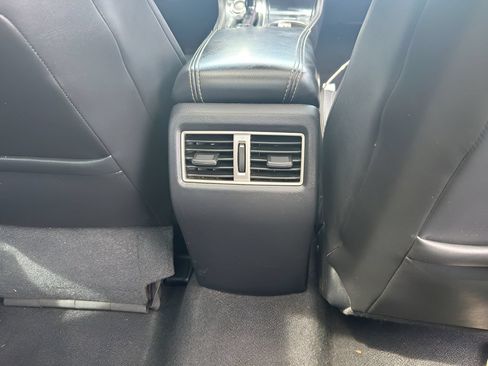 Used 2017 Nissan Maxima Platinum FWD image 16
