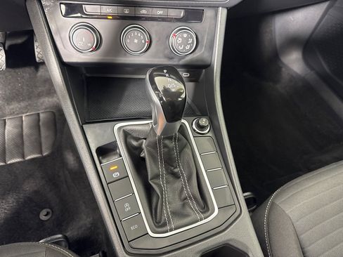 Used 2024 Volkswagen Jetta S image 21