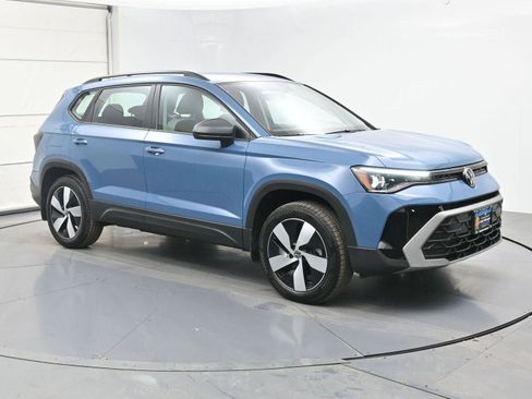 Certified 2025 Volkswagen Taos S w/ Taos Adventure Package image 25