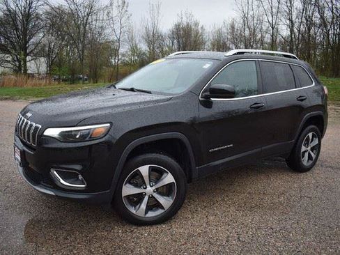 Used 2019 Jeep Cherokee Limited w/ Luxury Group AWD/4WD image 13