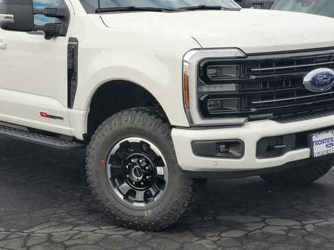New 2026 Ford F250 Platinum w/ Tremor Off-Road Package image 25