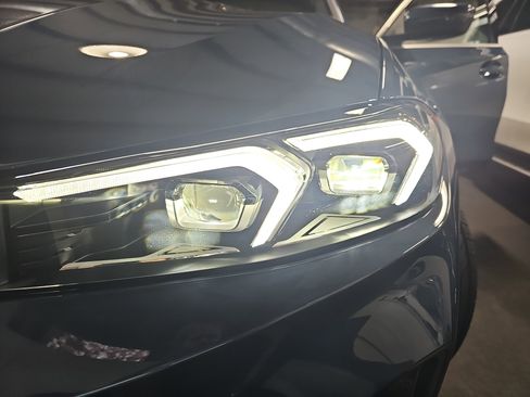 New 2026 BMW 330i Sedan w/ Premium Package image 34