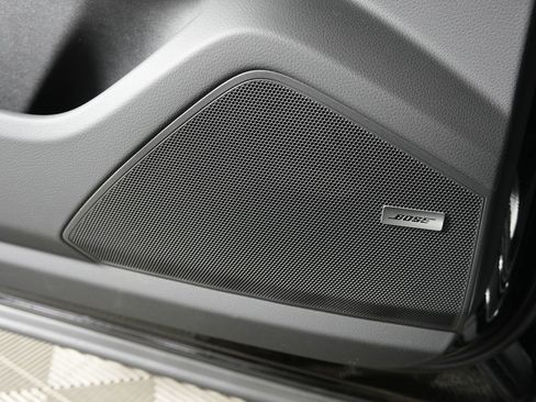 New 2026 Porsche Cayenne Coupe AWD/4WD image 15