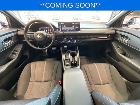 Used 2025 Honda Accord Sport image 8