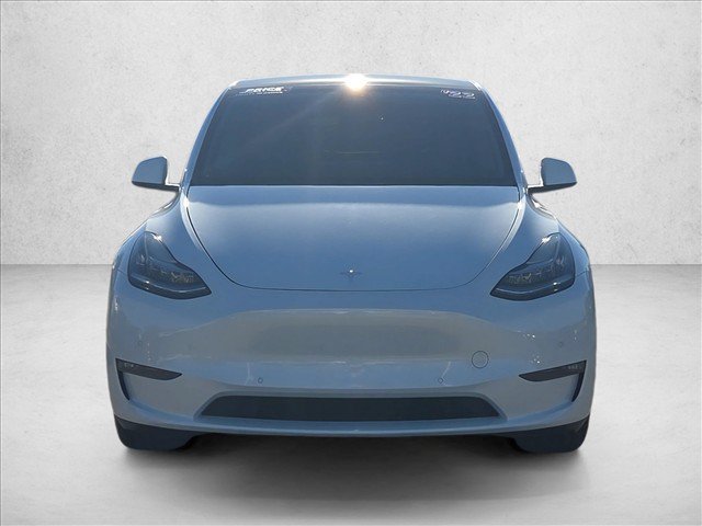 Used 2022 Tesla Model Y Long Range AWD/4WD image 2