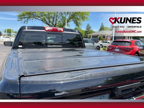 Used 2026 GMC Canyon AT4 w/ Technology Plus Package AWD/4WD image 36