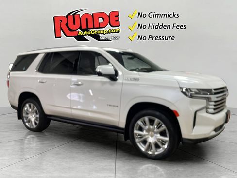Used 2023 Chevrolet Tahoe High Country w/ Premium Package 2 AWD/4WD image 8