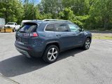 Used 2021 Jeep Cherokee Limited image 3