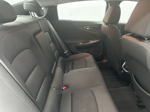 Used 2023 Chevrolet Malibu LT image 28