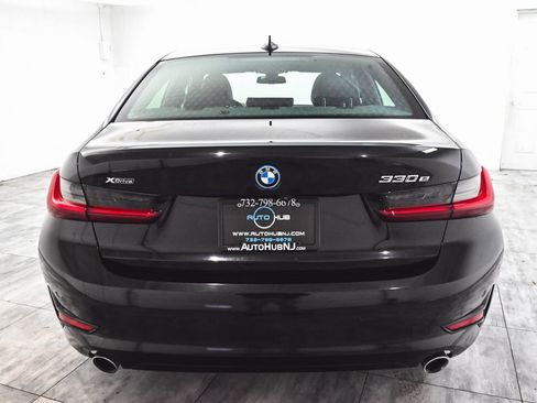 Used 2022 BMW 330e xDrive AWD/4WD image 5