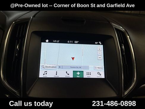 Used 2018 Ford Edge Titanium w/ Equipment Group 302A AWD/4WD image 25