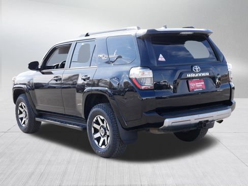 Certified 2024 Toyota 4Runner TRD Off-Road image 5