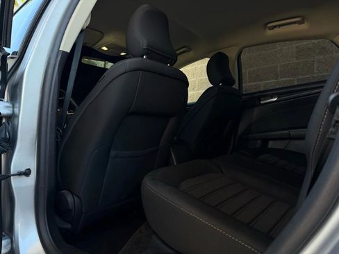 Used 2018 Ford Fusion S w/ Equipment Group 101A image 41