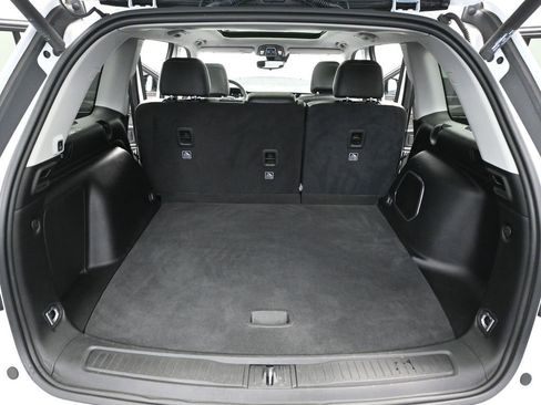 Used 2022 Jeep Grand Cherokee Limited 4xe image 41